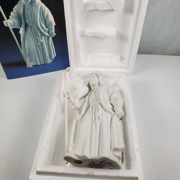 Vintage 1983 Avon Bisque Porcelain Nativity Collectable "The Shepherd " Figurine - Picture 3 of 15